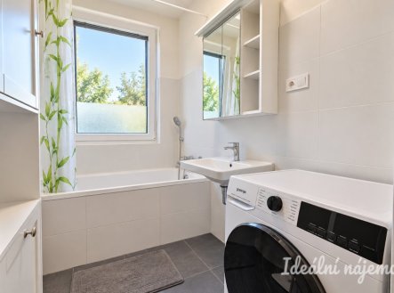 Pronájem bytu, 2+kk, 59 m²