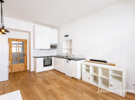 Pronájem bytu, 3+kk, 62 m²