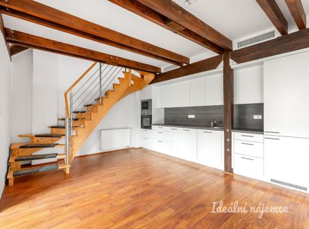 Pronájem bytu, 4+kk, 127 m²