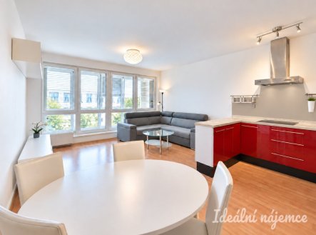 Pronájem bytu, 3+kk, 87 m²