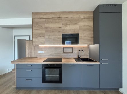 Pronájem bytu, 3+kk, 73 m²