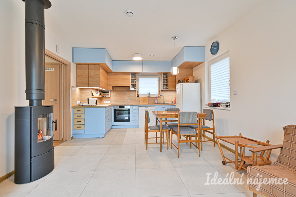 Pronájem bytu 4+kk, Bohuslavice, Bohuslavice u Kyjova,  24 000 Kč/měs, 96 m2
