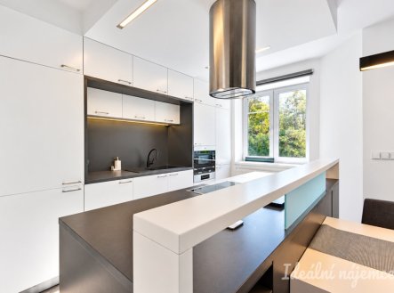 Pronájem bytu, 3+kk, 86 m²