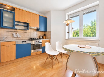 Pronájem bytu, 3+kk, 88 m²