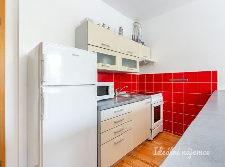Pronájem bytu, 1+kk, 32 m²