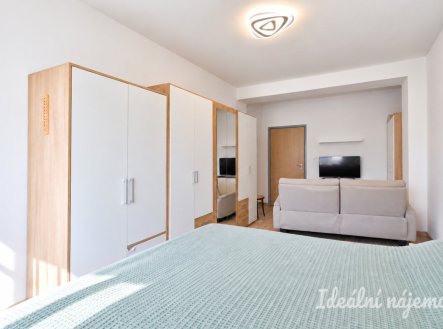Pronájem bytu, 2+1, 54 m²