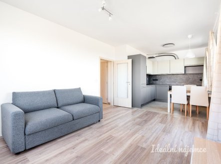 Pronájem bytu, 3+kk, 64 m²