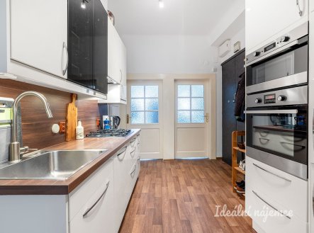 Pronájem bytu, 3+1, 86 m²