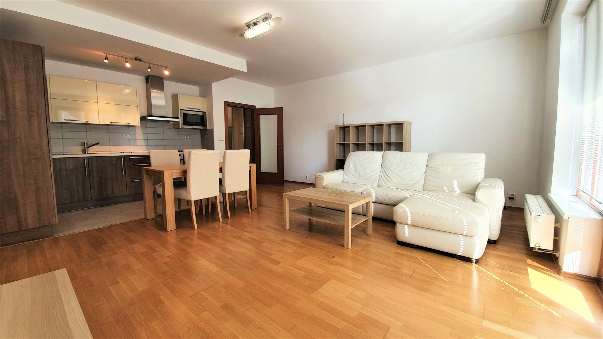 Pronájem bytu 2+kk, Heinemannova, Dejvice, 56 m2