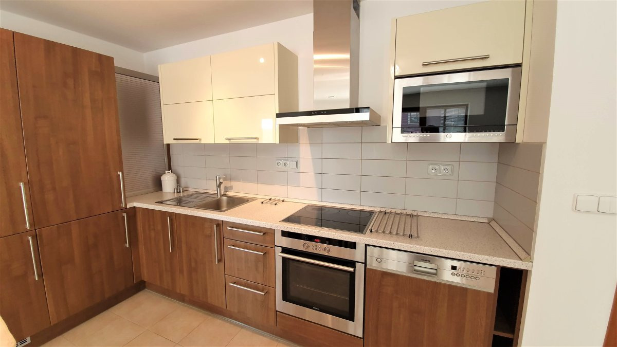 Pronájem bytu 2+kk, Heinemannova, Dejvice, 56 m2