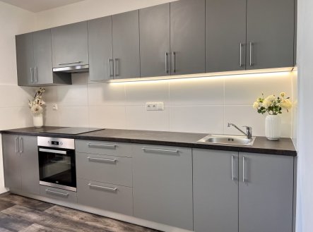 Pronájem bytu, 3+1, 69 m²