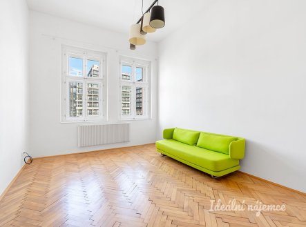 Pronájem bytu, 1+1, 43 m²