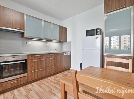 Pronájem bytu, 2+kk, 44 m²