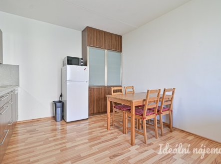Pronájem bytu, 2+kk, 44 m²