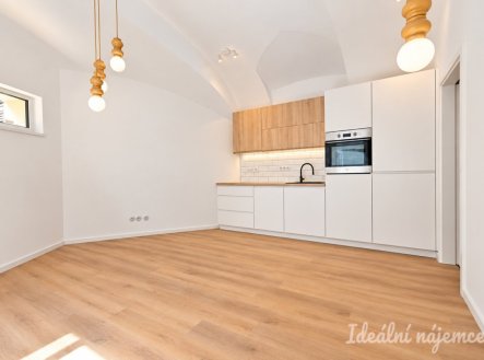 Pronájem bytu, 2+kk, 38 m²