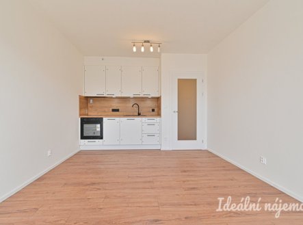 Pronájem bytu, 1+kk, 27 m²