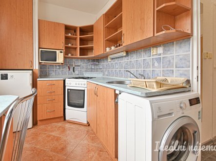 Pronájem bytu, 1+1, 35 m²