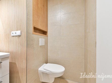Pronájem bytu, 1+1, 38 m²