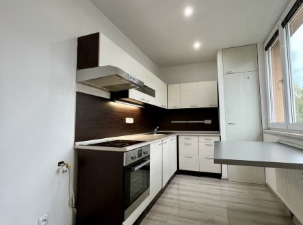 Pronájem bytu, 3+1, 68 m²