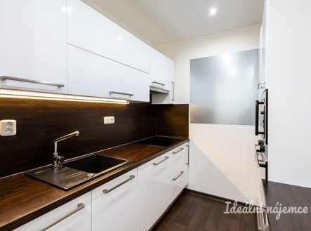 Pronájem bytu, 2+kk, 43 m²