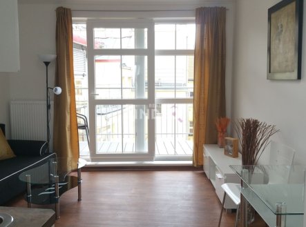 Pronájem bytu, 2+kk, 43 m²