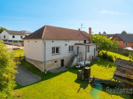 Prodej zemědělského objektu, 1 161 m² obrázek