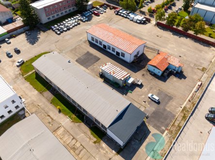 Pronájem skladu, 629 m²