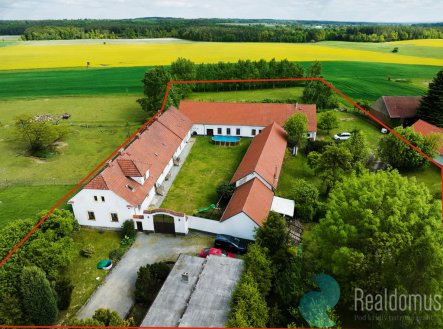 Prodej hotel, 726 m²