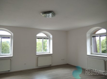 Pronájem bytu, 2+1, 79 m²