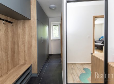 Pronájem bytu, 2+1, 56 m²