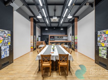 Prodej hotel, 953 m²
