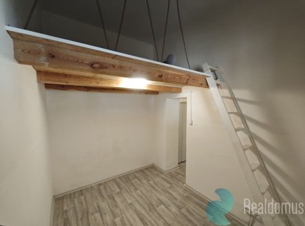 Pronájem bytu, 1+kk, 18 m²