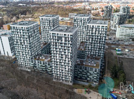 Pronájem bytu, 3+kk, 95 m²