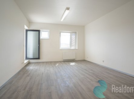 Pronájem kanceláře, 35 m²