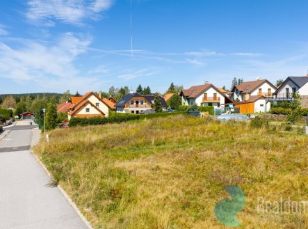 Prodej pozemku pro bydlení, 1 045 m²