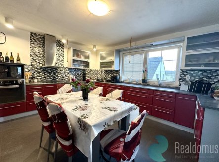 Pronájem domu/vily, 90 m²