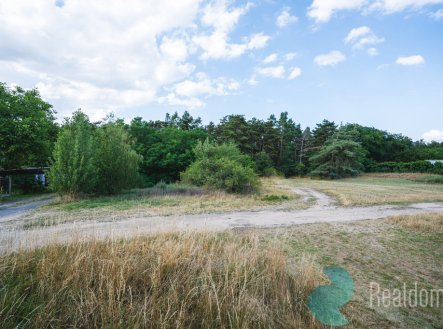 Prodej pozemku pro bydlení, 1 605 m²