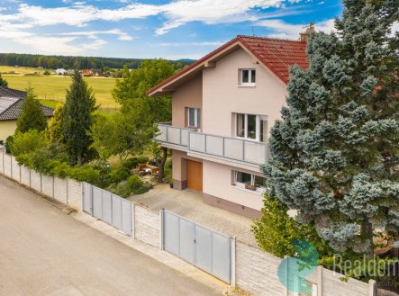 Prodej domu/vily, 244 m²