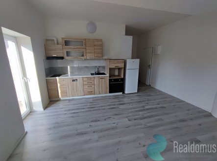 Pronájem bytu, 2+kk, 45 m²