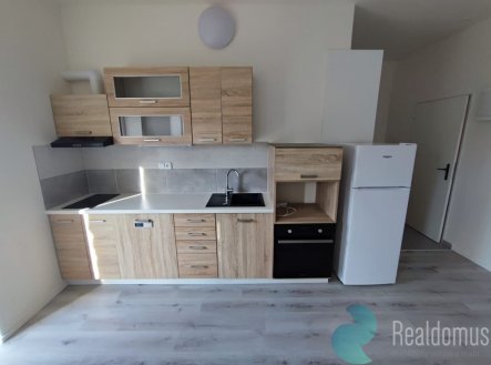 Pronájem bytu, 2+kk, 45 m²