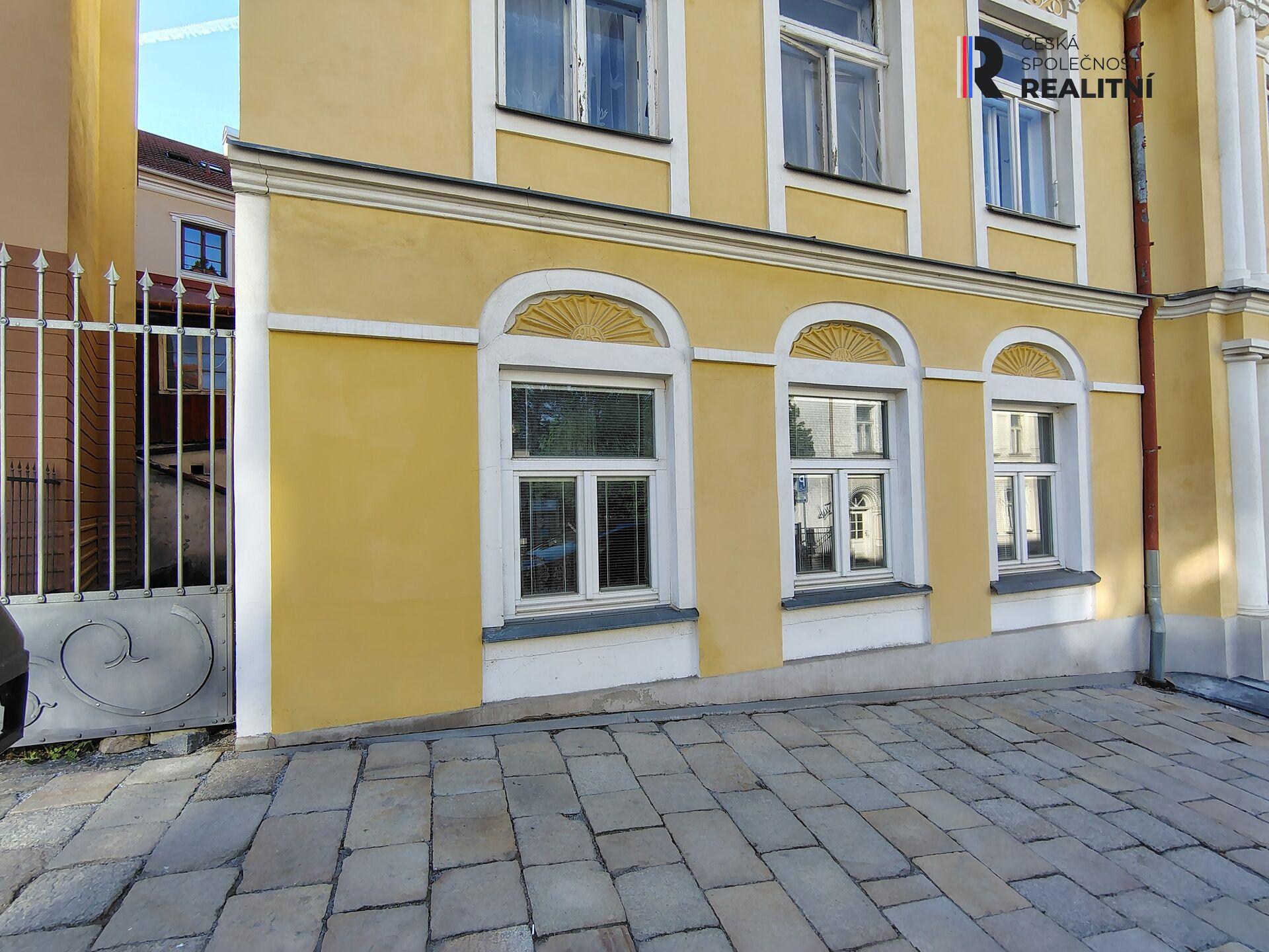pohled z ulice