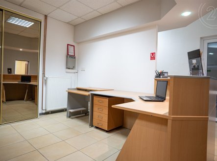 Pronájem kanceláře, 190 m²