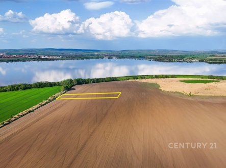 Prodej pozemku, zemědělská půda, 9 682 m²