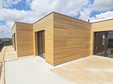 Pronájem bytu, 4+kk, 110 m²