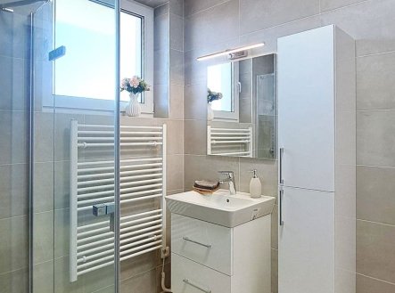 . | Pronájem bytu, 2+kk, 63 m²