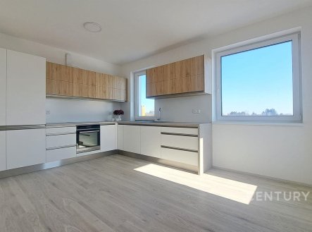 . | Pronájem bytu, 2+kk, 63 m²