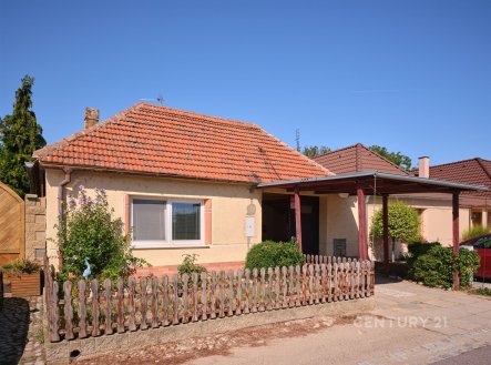 . | Prodej - dům/vila, 176 m²