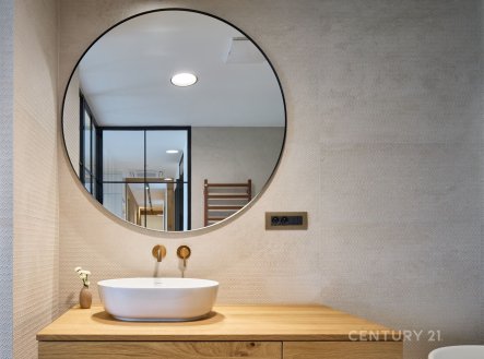 Pronájem bytu, 4+kk, 114 m²