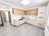 Prodej jiné komerční nemovitosti, 140 m²