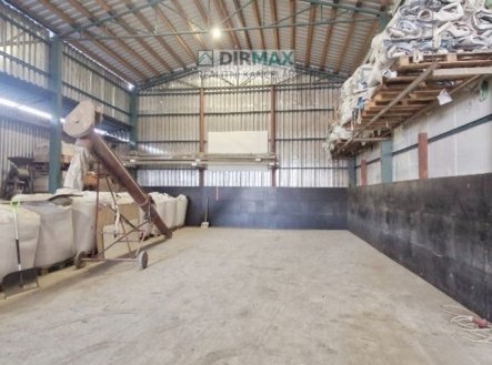 Pronájem skladu, 1 000 m²
